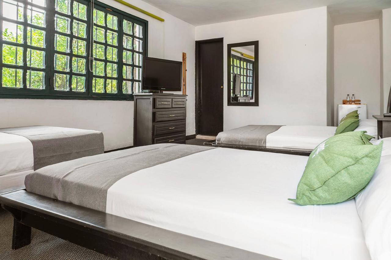 Hotel Premium Real Medellin Exterior photo