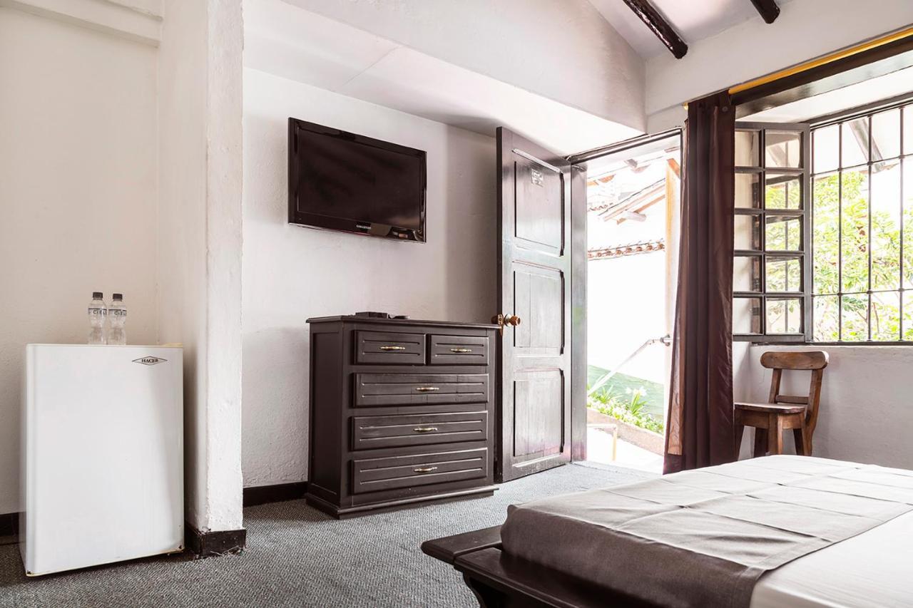 Hotel Premium Real Medellin Exterior photo