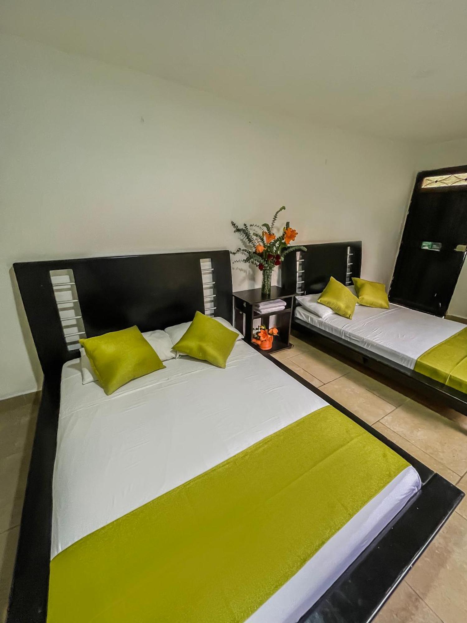 Hotel Premium Real Medellin Exterior photo