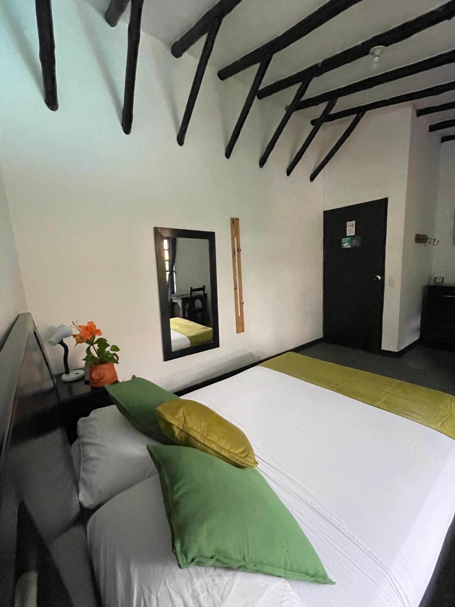 Hotel Premium Real Medellin Exterior photo