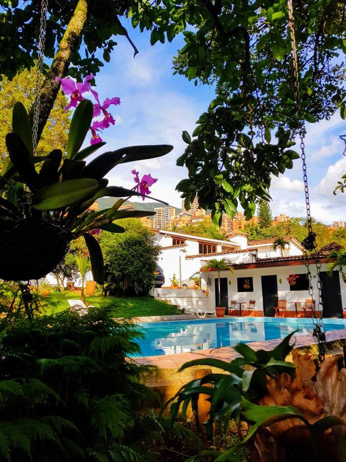 Hotel Premium Real Medellin Exterior photo